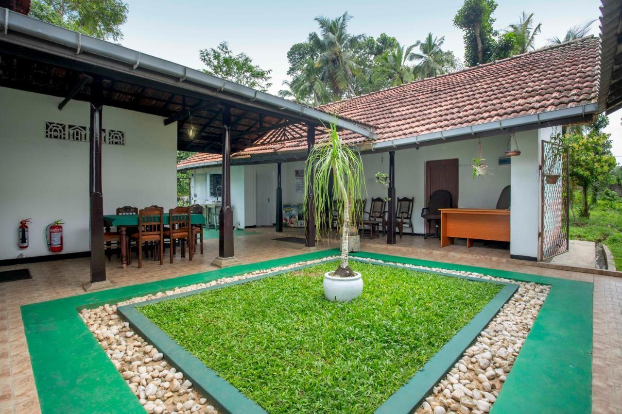 Cinnamon Estate Villa Matara Bagian luar foto